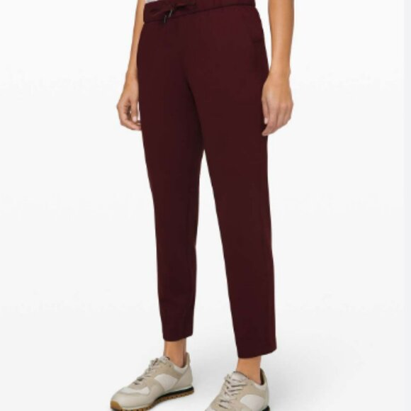 Lululemon On The Fly Pants Size 4 Straight Leg Cropped - Picture 1 of 7
